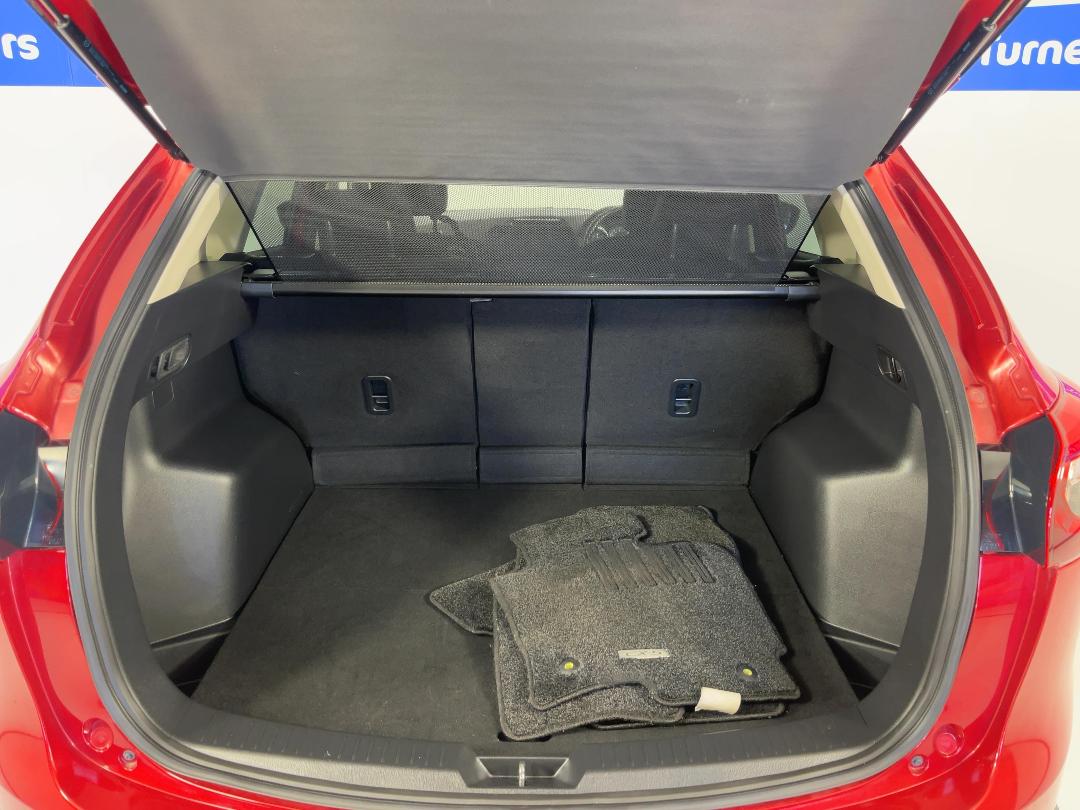 Photo '14' of Mazda CX-5