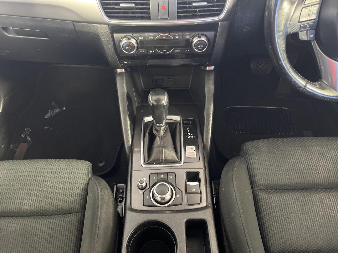 Photo '18' of Mazda CX-5