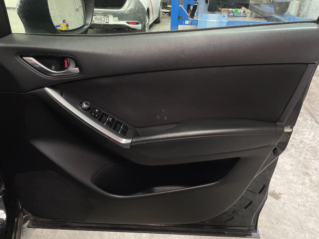 Photo '13' of Mazda CX-5