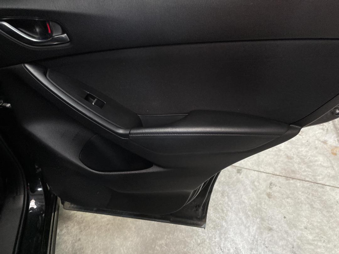 Photo '17' of Mazda CX-5