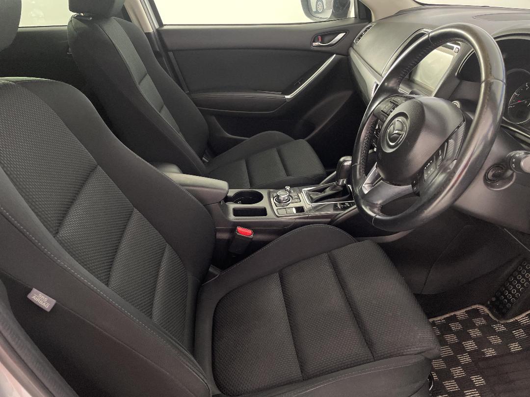 Photo '16' of Mazda CX-5