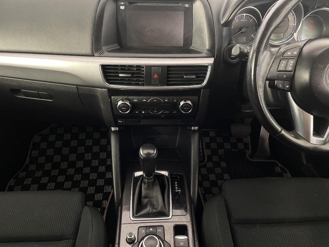 Photo '18' of Mazda CX-5