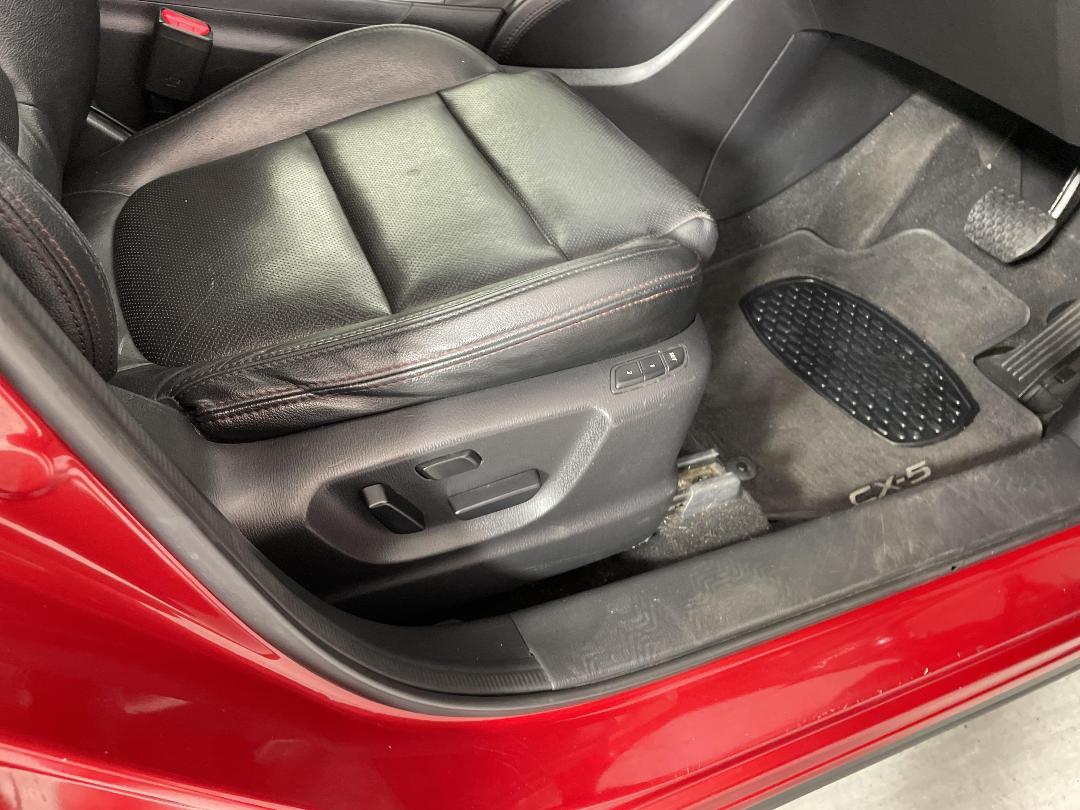 Photo '27' of Mazda CX-5