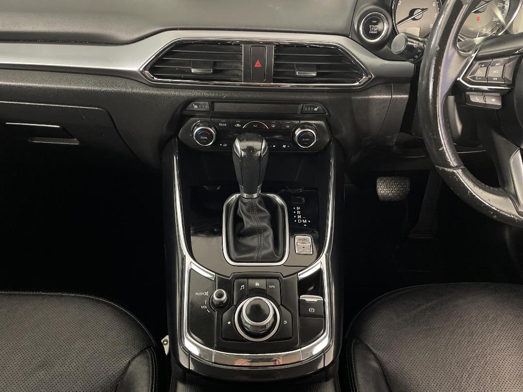 Photo '18' of Mazda CX-9