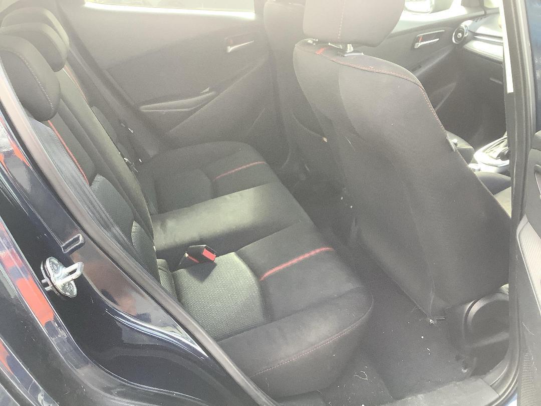 Photo '11' of Mazda Demio