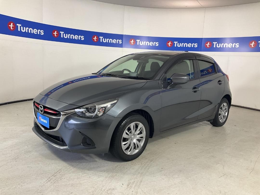 Photo '4' of Mazda Demio Photo '4' of Mazda Demio