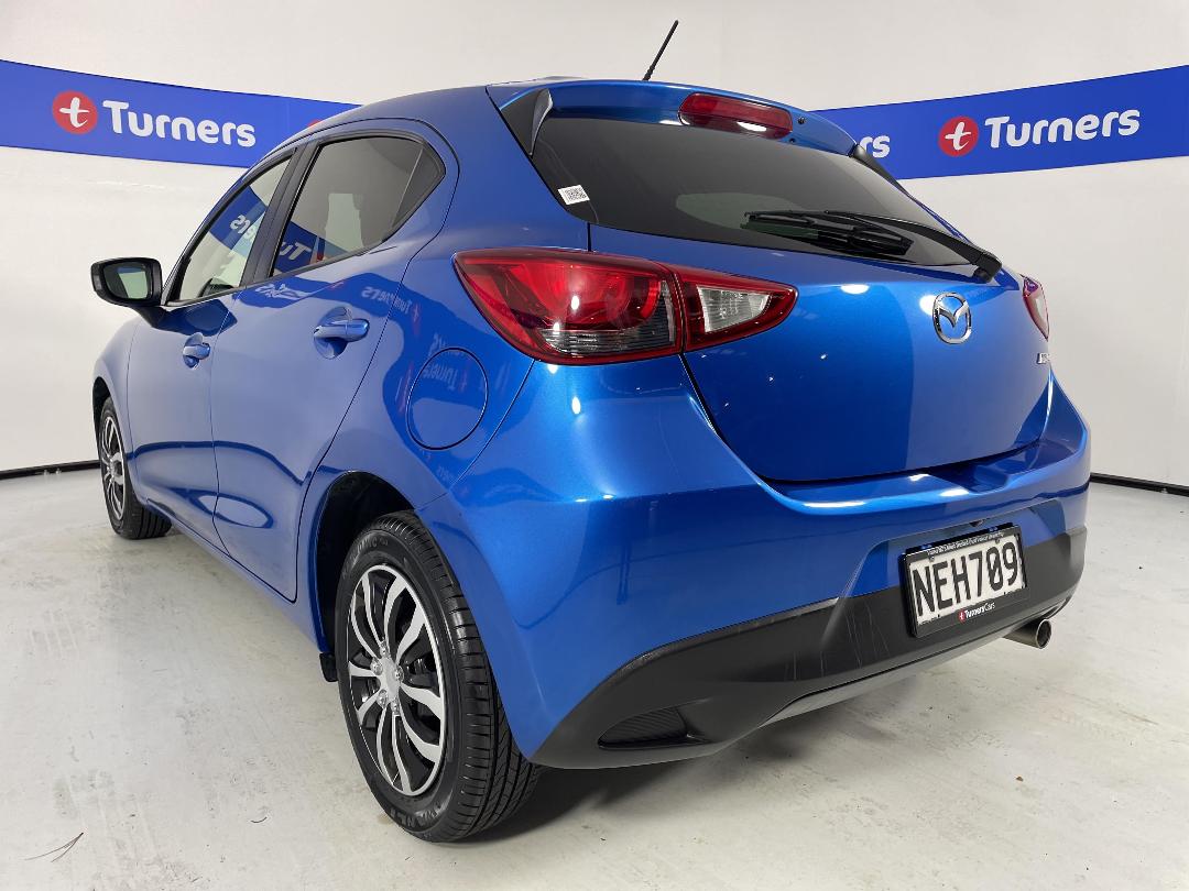 Photo '5' of Mazda Demio