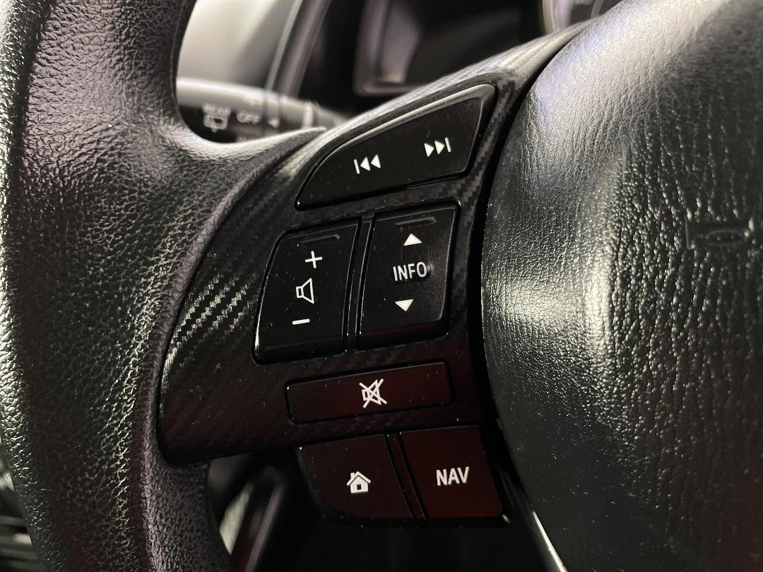 Photo '24' of Mazda Demio