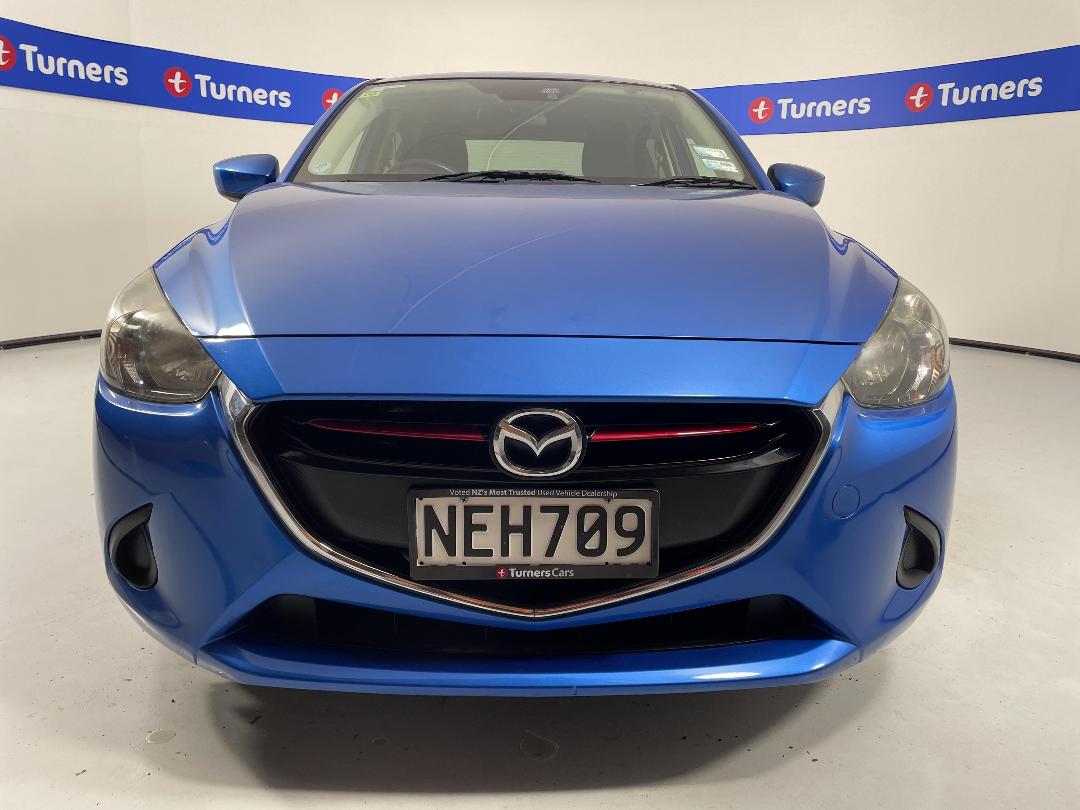 Photo '2' of Mazda Demio Photo '2' of Mazda Demio