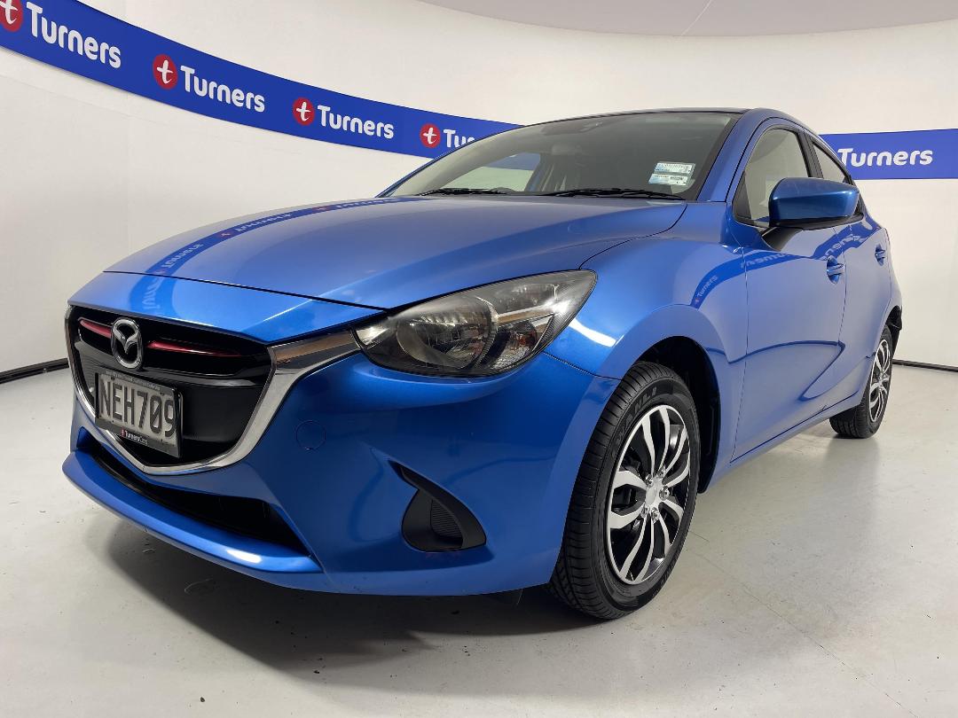 Photo '4' of Mazda Demio Photo '4' of Mazda Demio