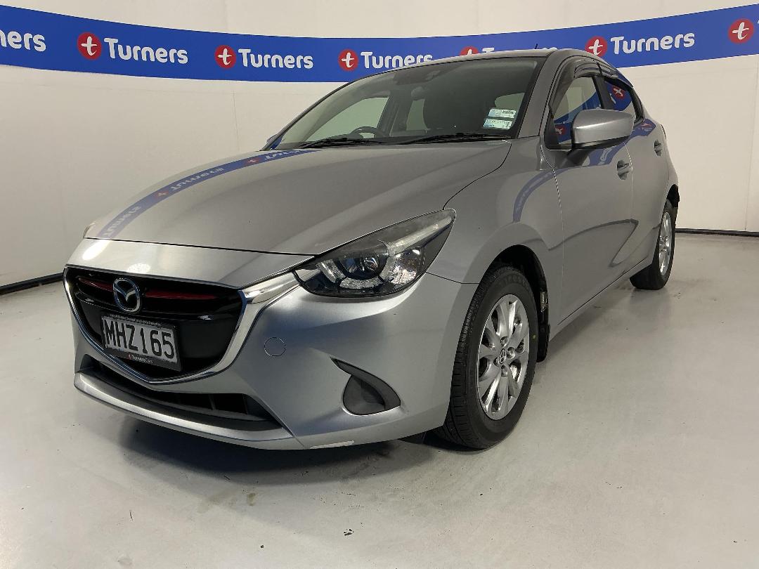 Photo '4' of Mazda Demio Photo '4' of Mazda Demio