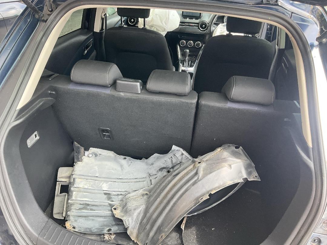 Photo '21' of Mazda Demio