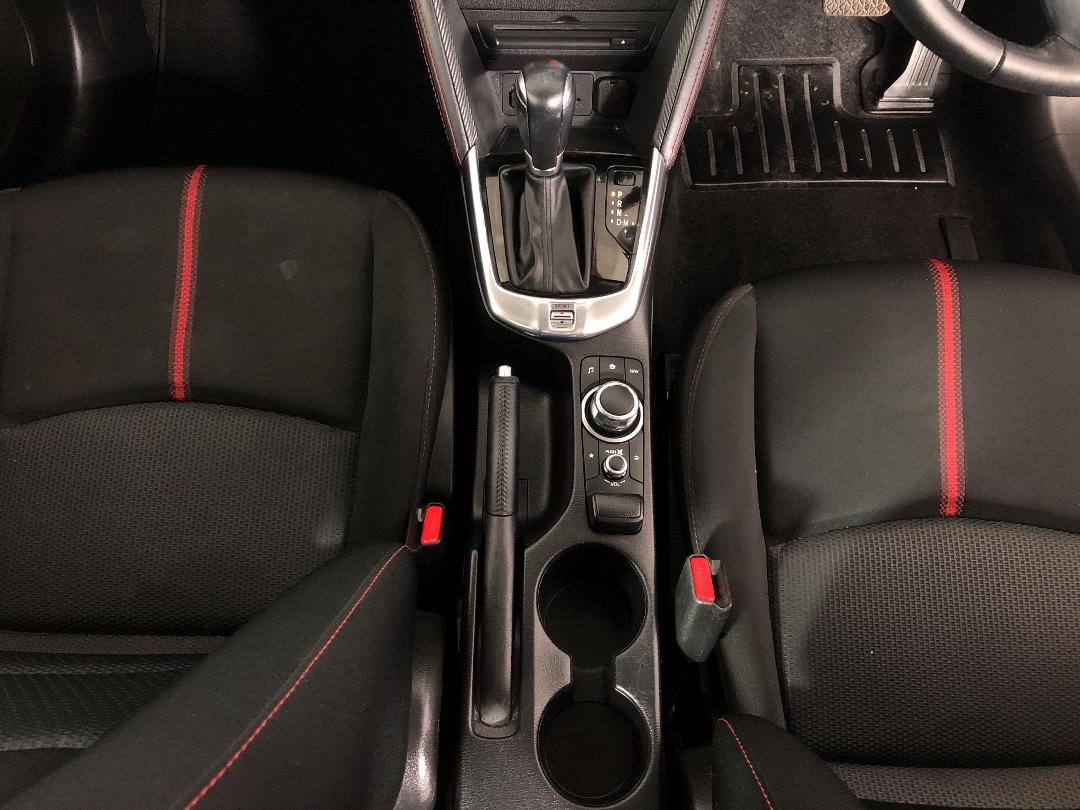 Photo '18' of Mazda Mazda2 Photo '18' of Mazda Mazda2