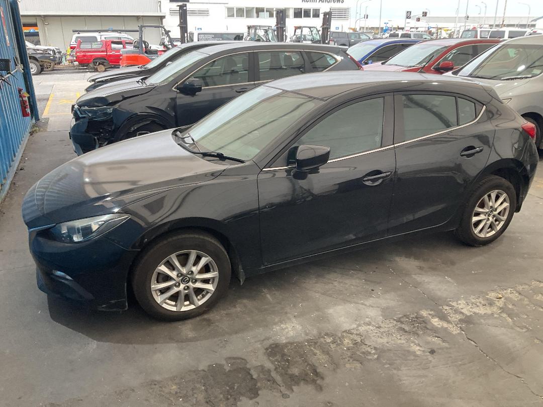 Photo '5' of Mazda Mazda3 GLX