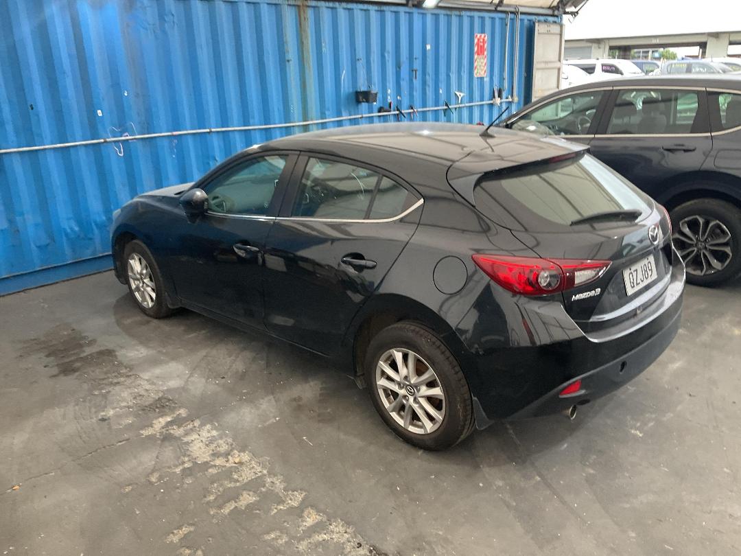 Photo '9' of Mazda Mazda3 GLX