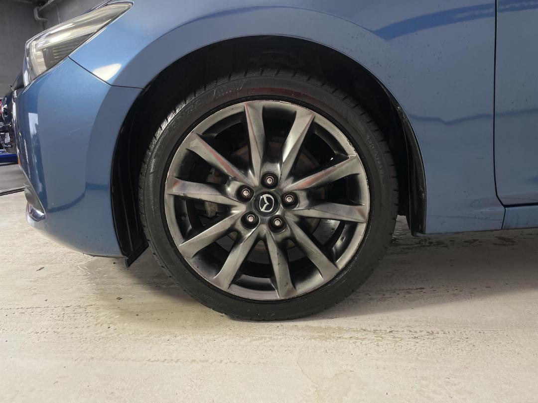 Photo '10' of Mazda Mazda3 Photo '10' of Mazda Mazda3