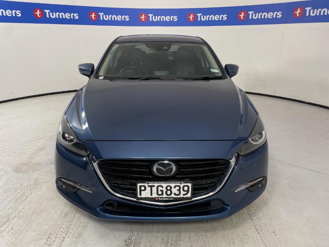 Photo '2' of Mazda Mazda3 Photo '2' of Mazda Mazda3