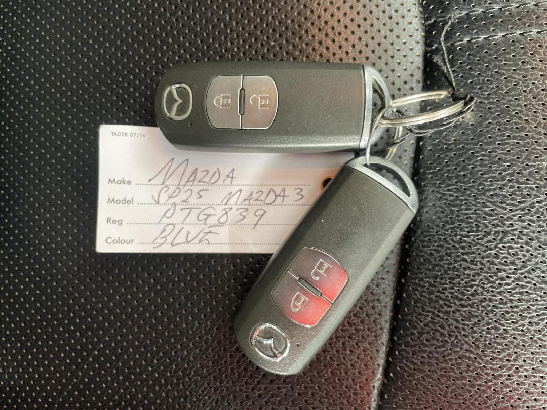 Photo '22' of Mazda Mazda3 Photo '22' of Mazda Mazda3