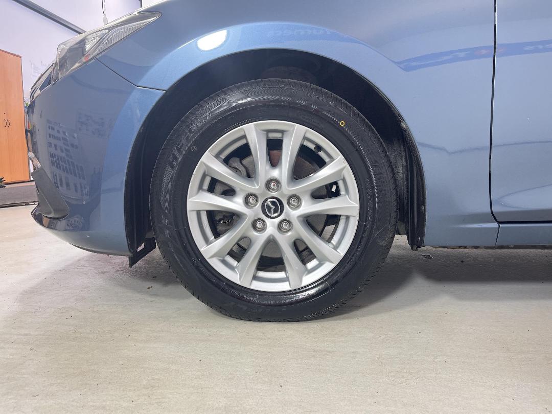 Photo '10' of Mazda Mazda3 Photo '10' of Mazda Mazda3