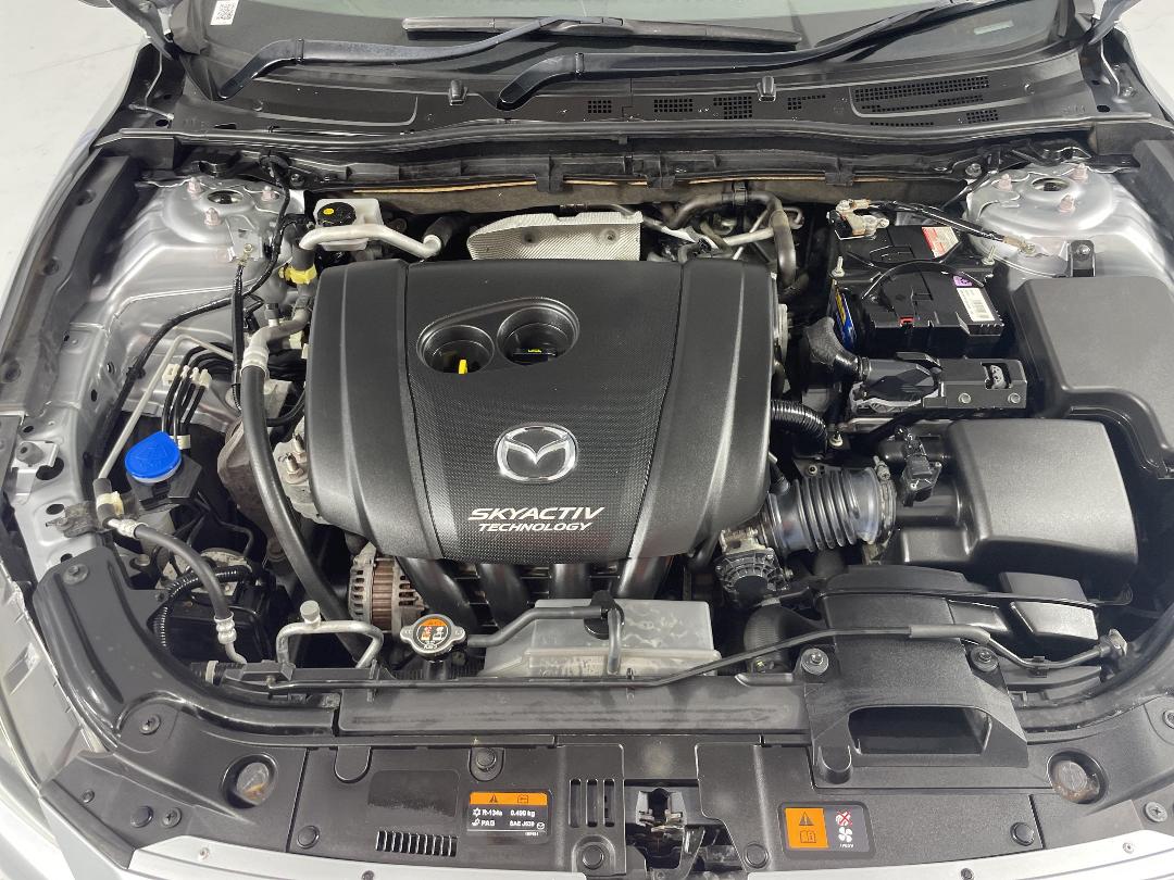 Photo '13' of Mazda Mazda3 Photo '13' of Mazda Mazda3