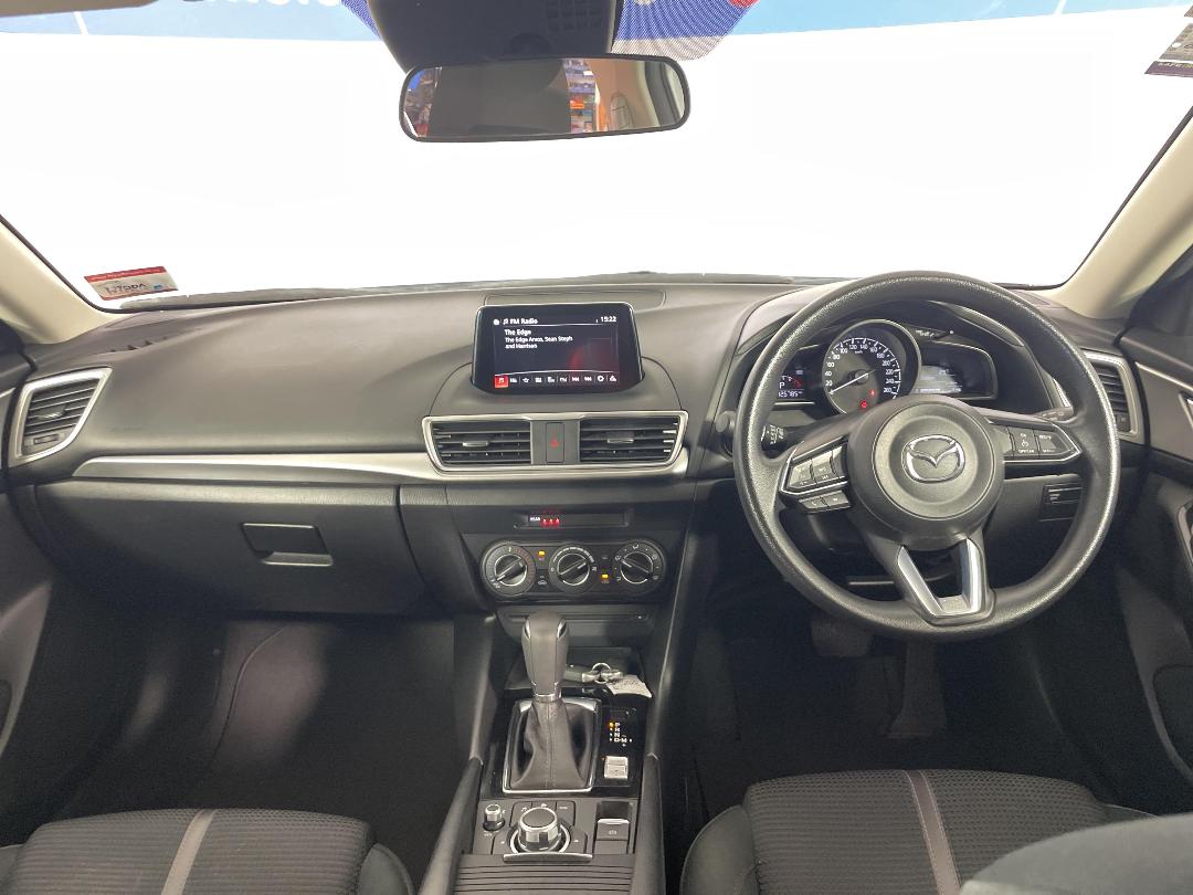 Photo '17' of Mazda Mazda3 Photo '17' of Mazda Mazda3