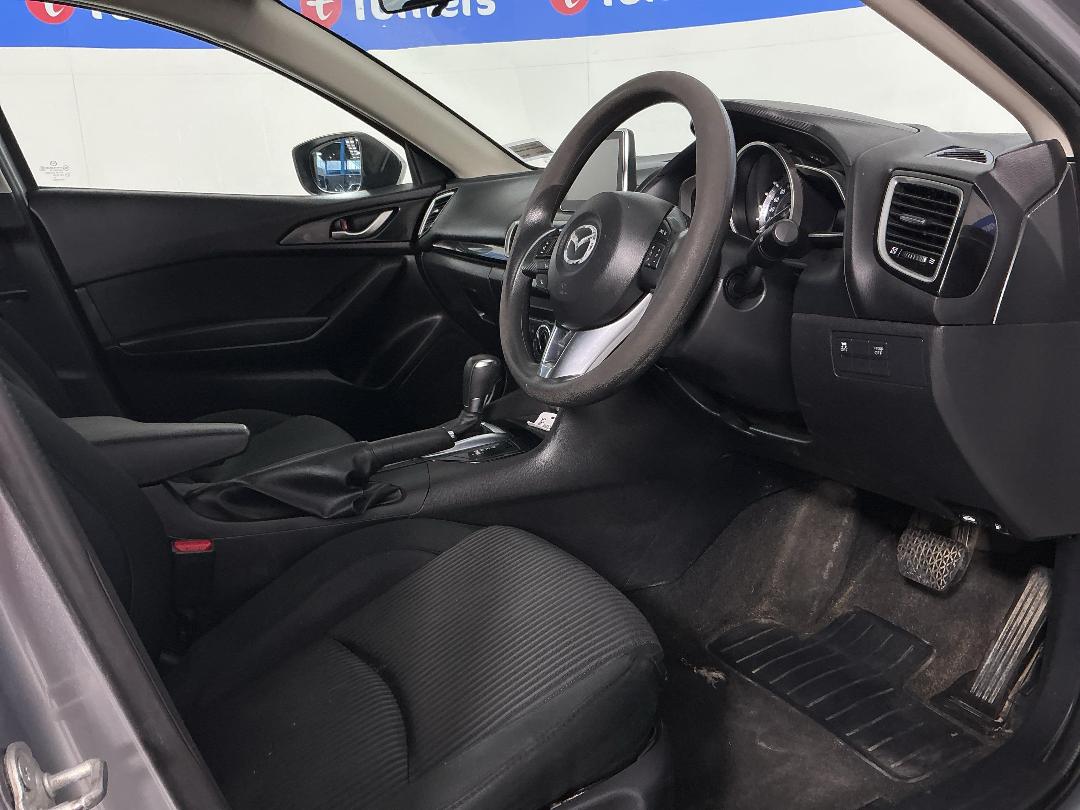 Photo '16' of Mazda Mazda3 Photo '16' of Mazda Mazda3