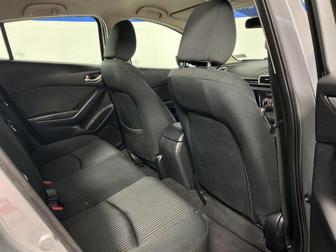 Photo '20' of Mazda Mazda3 Photo '20' of Mazda Mazda3