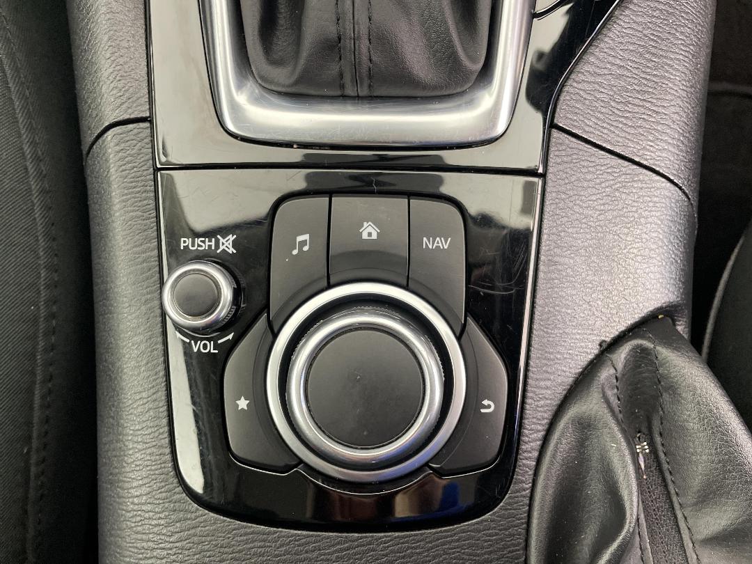 Photo '27' of Mazda Mazda3