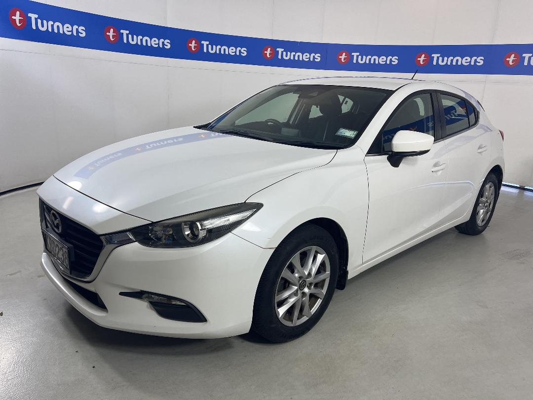 Photo '4' of Mazda Mazda3