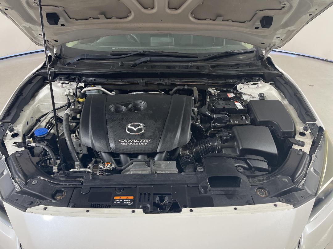 Photo '13' of Mazda Mazda3