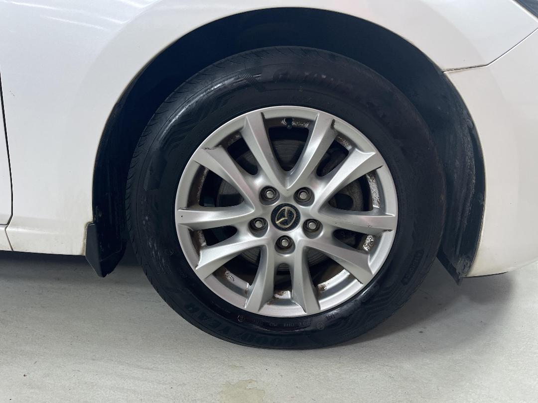 Photo '9' of Mazda Mazda3