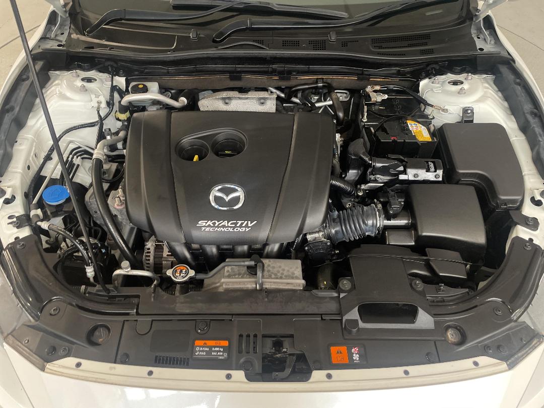 Photo '13' of Mazda Mazda3
