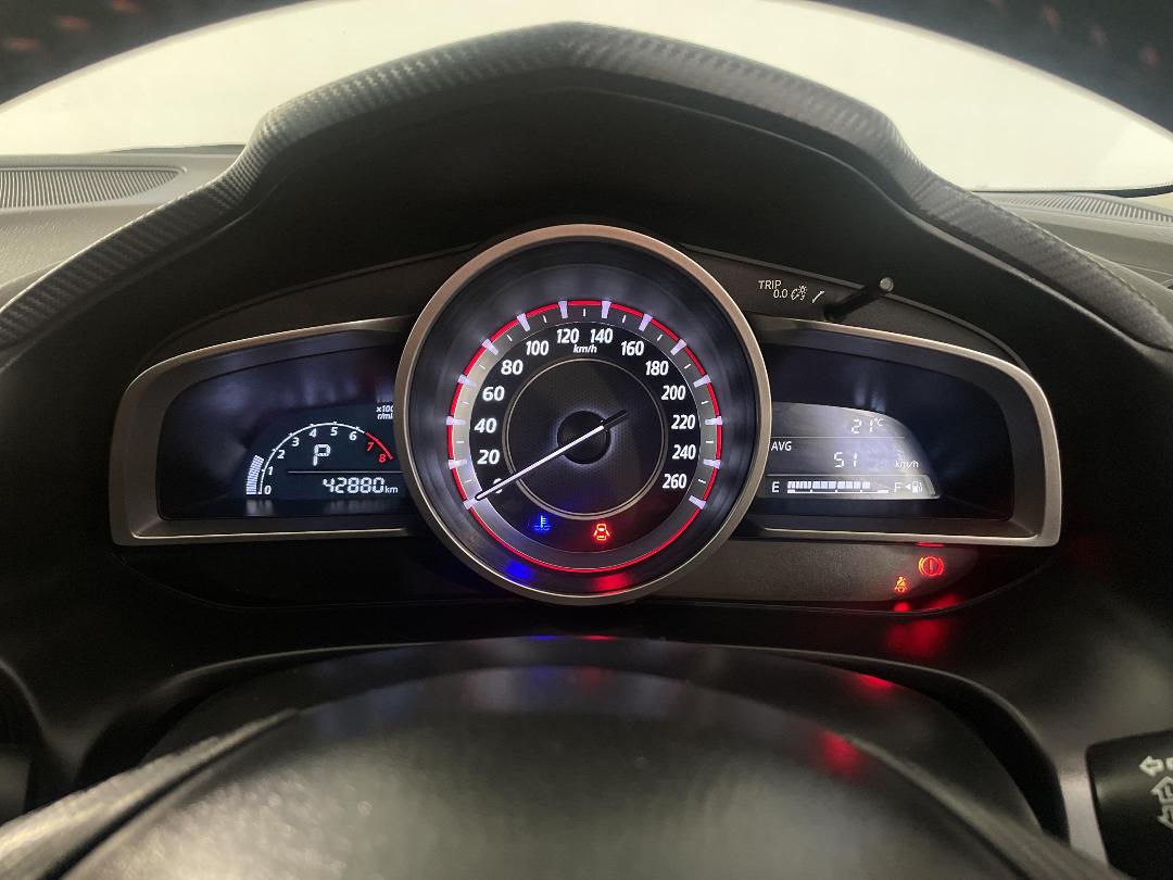 Photo '21' of Mazda Mazda3