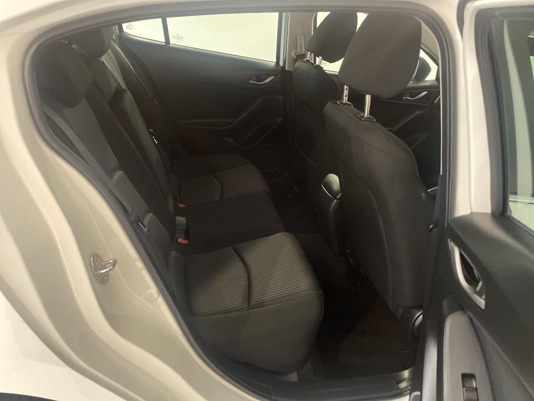 Photo '20' of Mazda Mazda3