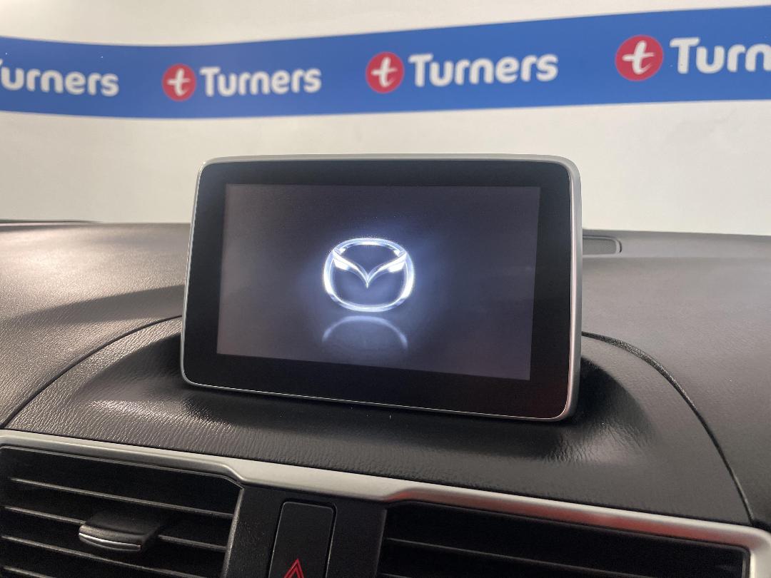 Photo '29' of Mazda Mazda3