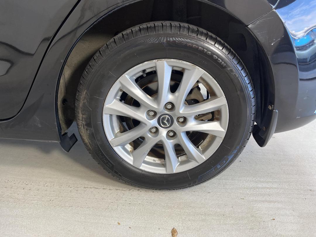 Photo '11' of Mazda Mazda3