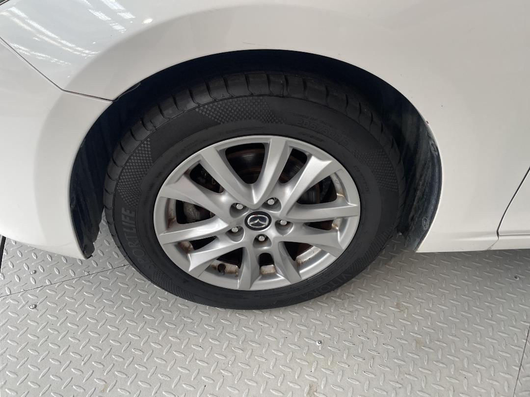 Photo '10' of Mazda Mazda3 Photo '10' of Mazda Mazda3