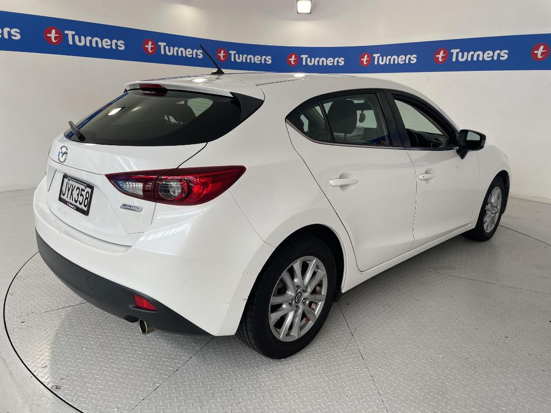 Photo '7' of Mazda Mazda3 Photo '7' of Mazda Mazda3