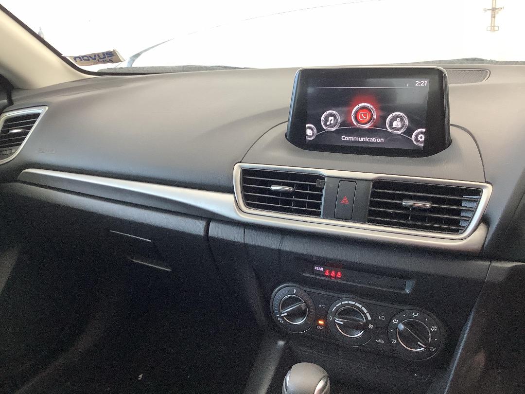 Photo '17' of Mazda Mazda3 GLX