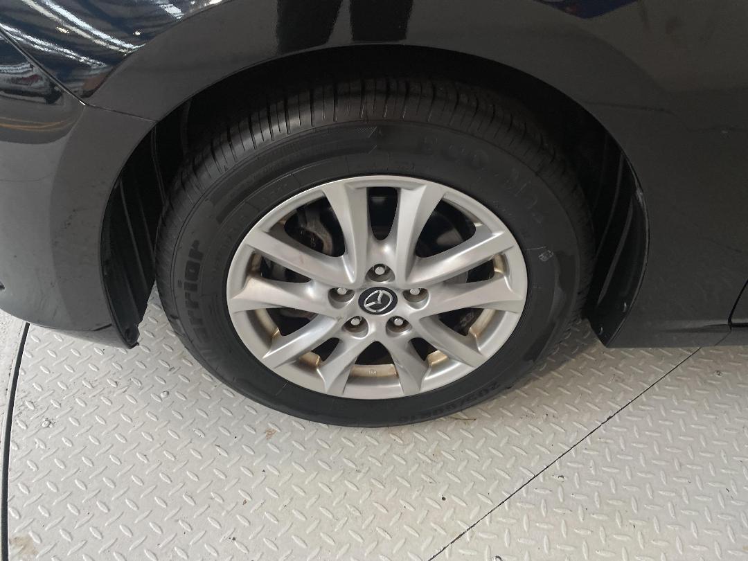 Photo '10' of Mazda Mazda3 Photo '10' of Mazda Mazda3