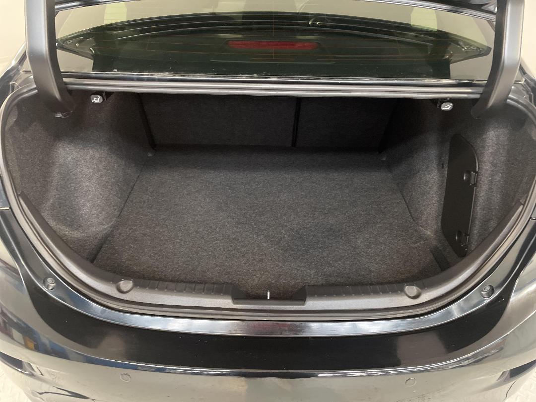 Photo '14' of Mazda Mazda3 Photo '14' of Mazda Mazda3