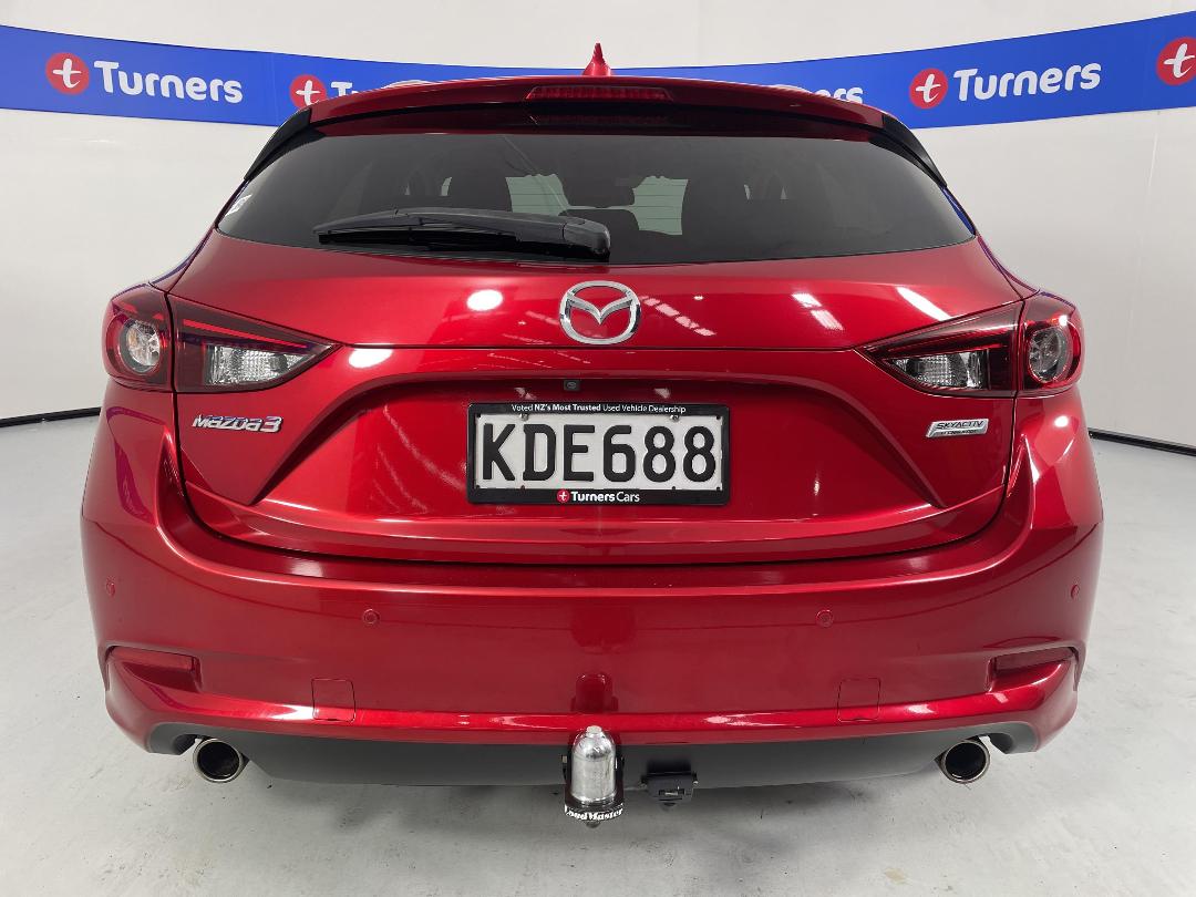 Photo '6' of Mazda Mazda3