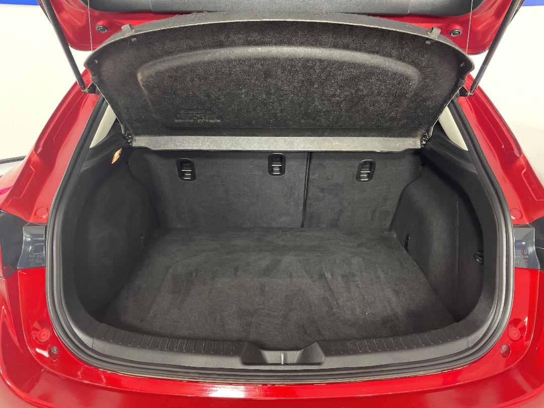 Photo '14' of Mazda Mazda3