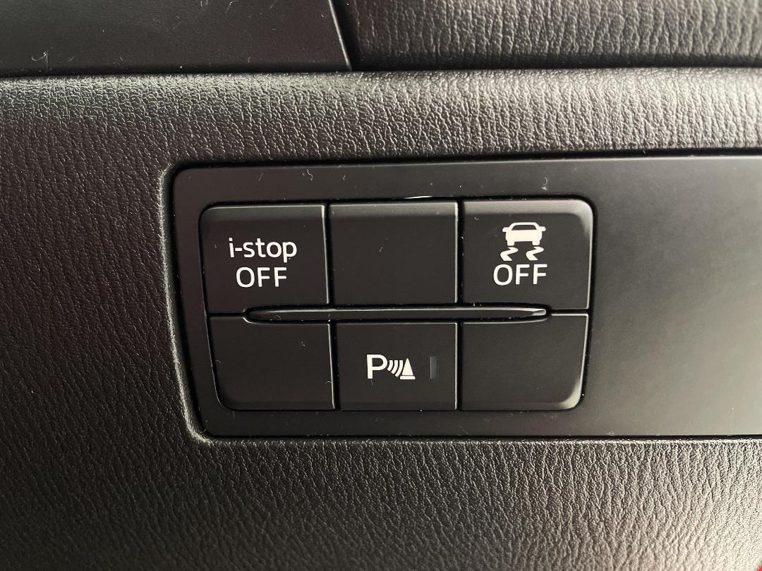 Photo '24' of Mazda Mazda3