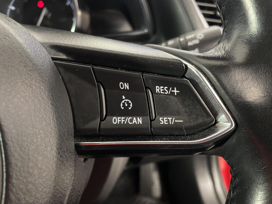 Photo '25' of Mazda Mazda3