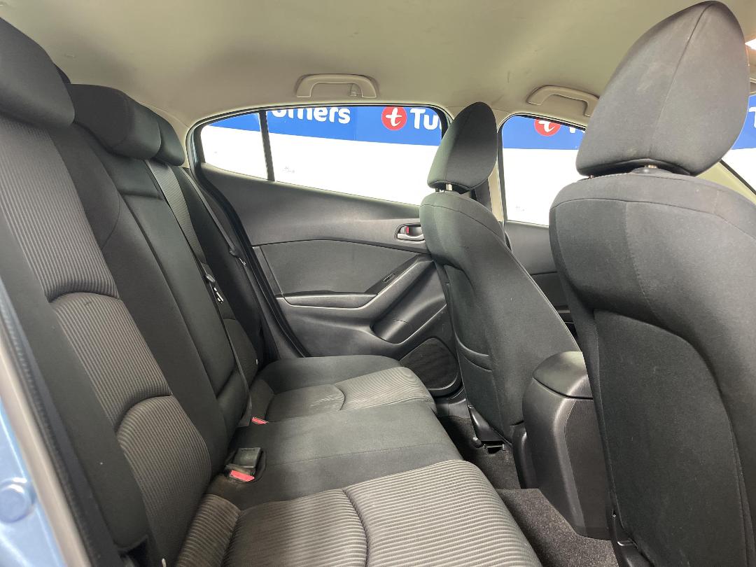 Photo '20' of Mazda Mazda3 Photo '20' of Mazda Mazda3