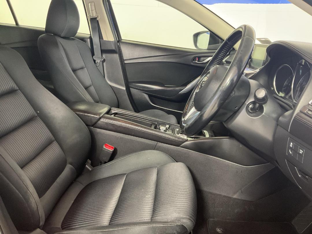 Photo '16' of Mazda Mazda6