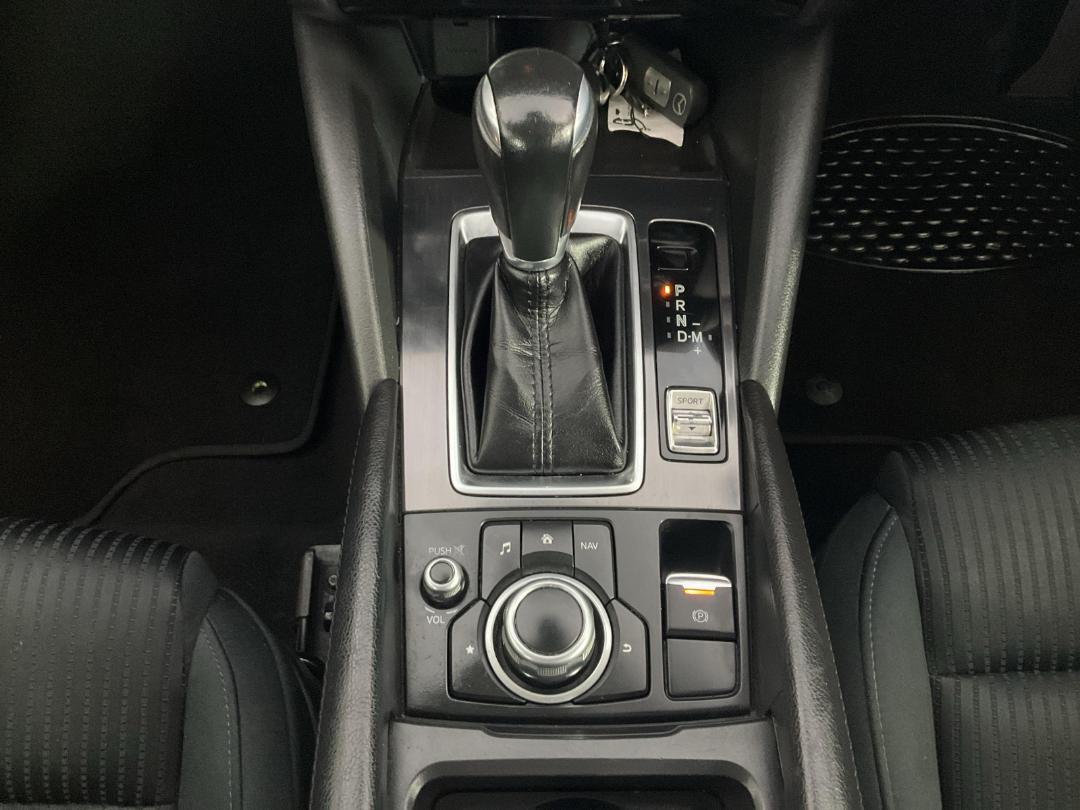 Photo '18' of Mazda Mazda6