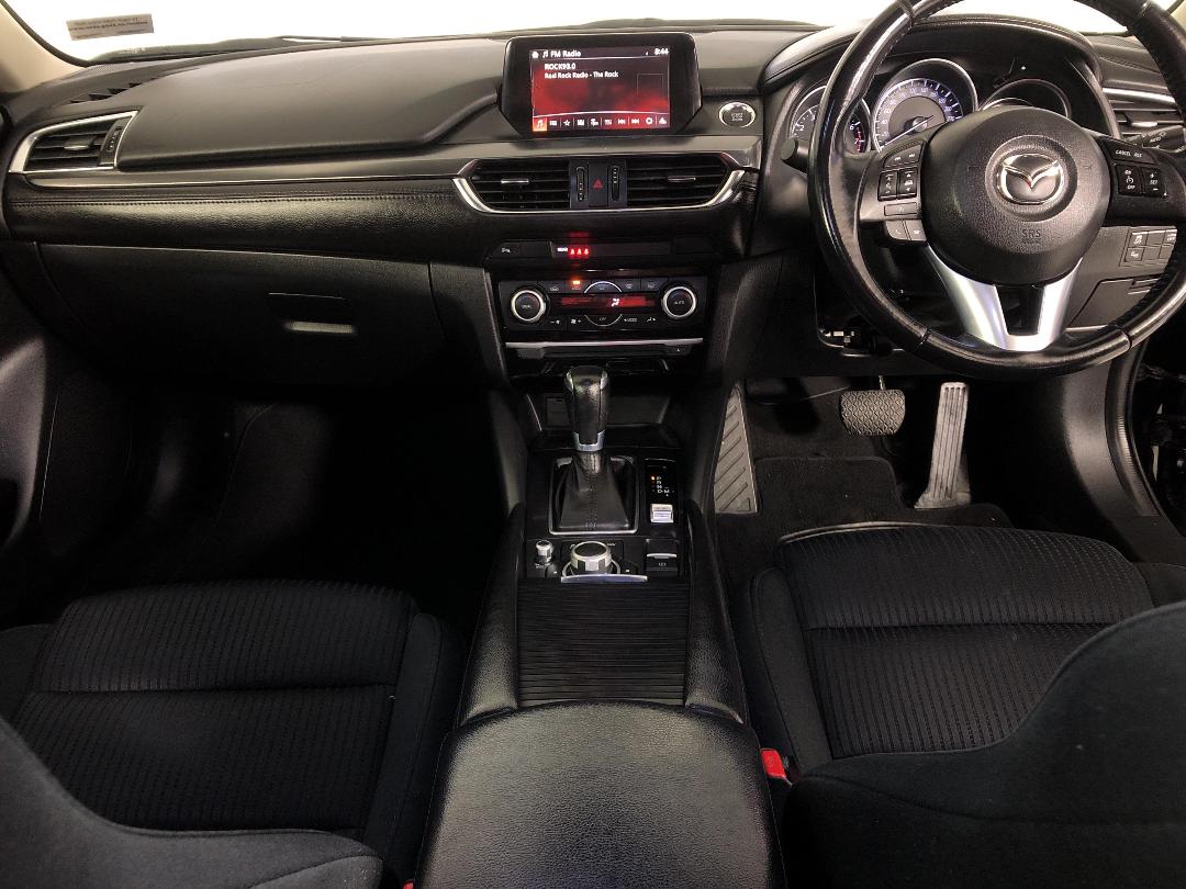 Photo '17' of Mazda Mazda6