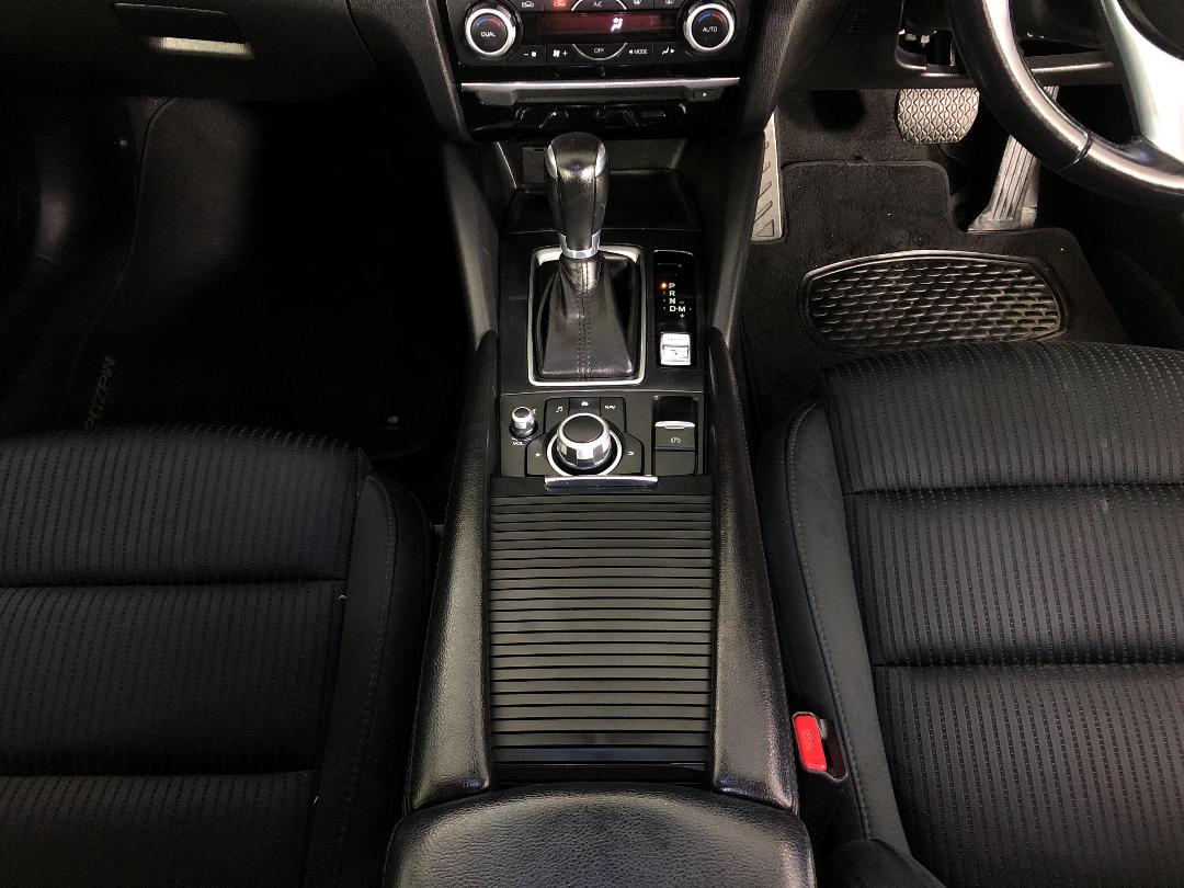 Photo '18' of Mazda Mazda6